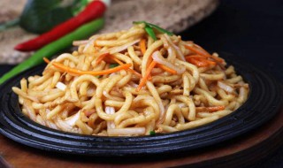 做酱汁乌冬面教程 你吃过乌冬面吗