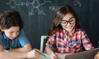 弯曲的反义词是什么 介绍弯曲的反义词