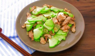 佛手瓜怎么做吃的 佛手瓜炒肉片的做法