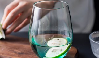 变色杯子喝水有害吗 变色杯子喝水有没有害