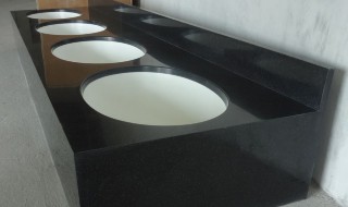 黑色洗脸池清洗不干净怎么办 黑色洗脸池刷不干净了怎么办