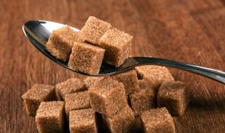 红糖米酒鸡蛋的功效是什么 红糖米酒鸡蛋有什么功效