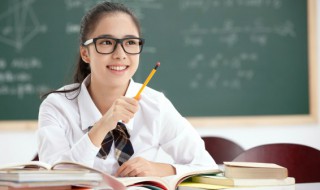 空山不见人但闻人语响的但是什么意思 但在诗句中的译文