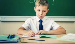 居功至伟是什么意思 居功至伟详细解释