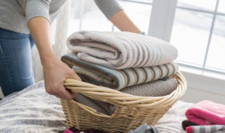 常用漂白粉洗衣服有害处吗 漂白粉的介绍