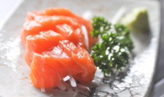 三文鱼不放冰箱前应怎样保鲜 如何保存三文鱼