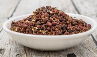 怎样保鲜花椒不变色 如何保存花椒