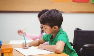 小孩学写字先学写什么 怎样学习效果好