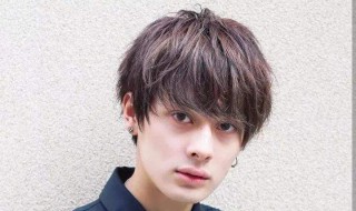 圆脸适合的发型男 你选对了吗