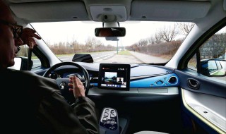 路口多少米踩刹车 科目三的考试内容一般有哪些