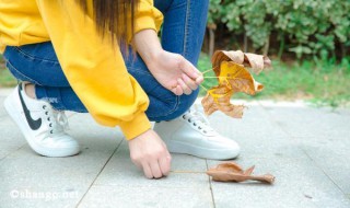 老爹鞋怎么搭配衣服 几种经典搭配让你时髦一辈子