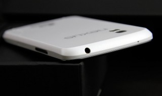 手机打电话黑屏怎么办 如何操作