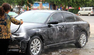 用什么洗车不伤车漆 可以用海绵洗车吗