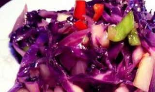 辣椒炒紫甘蓝窍门 做辣椒炒紫甘蓝的教程