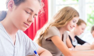 简单的一句话作文 有关简单的一句话作文范文