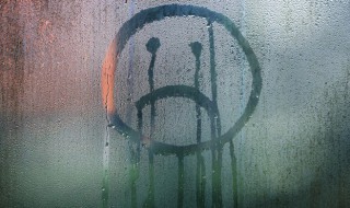 伤感四个字网名 比较伤感的网名