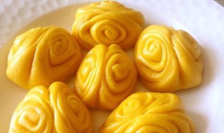 做南瓜花卷的方法 南瓜花卷的做法
