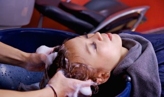 洗长头发的方法 怎么洗长头发