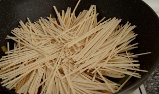 怎样煮挂面好吃又简单 煮挂面的方法
