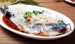 蒜蓉蒸鱼步骤 怎么做蒜蓉蒸鱼