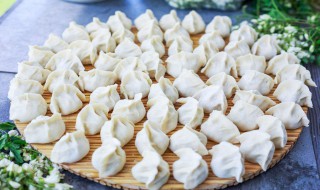 元旦节包饺子怎么包 元旦节包饺子方法