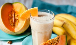 香蕉香瓜乳如何做 香蕉香瓜乳的做法介绍