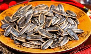 吃瓜子正确方法 如何正确吃瓜子