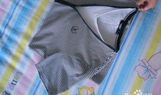 叠衣小窍门 叠衣服的方法