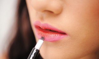 化妆品化妆的正确步骤 化妆品化妆的正确步骤分享