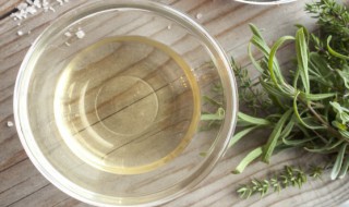 白醋洗猪肚的正确方法 如何加白醋洗猪肚