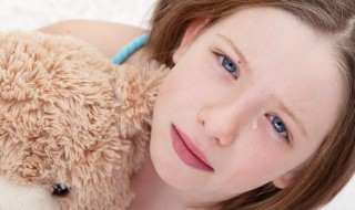 句句心痛的简洁伤感经典句子大全 句句心痛的简洁伤感经典语句大全