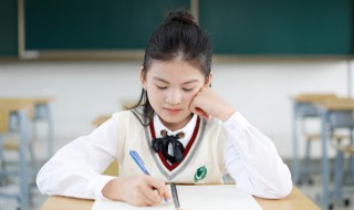 学生简短而又出众的自我介绍 小学生简短精彩自我介绍