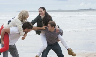 至爱亲朋的成语解释 至爱亲朋怎么理解