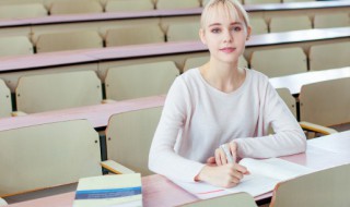 阴沉沉的意思 阴沉沉具体意思