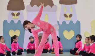 大班幼儿在园表现评语 班主任评价小朋友可以这样写