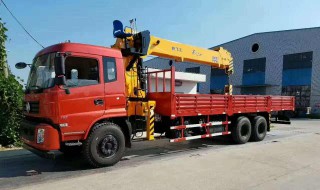 12挡车一般几档起步 家用的小轿车手动档位一般是几档