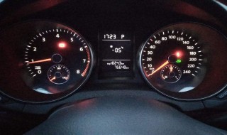 大众高尔夫行驶时红灯停车时epc灯亮,什么原因? epc灯亮的原因