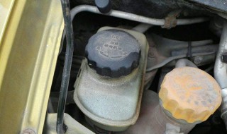 怎么更换转向助力泵油 以下5个步骤教你解决