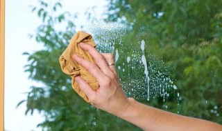 用全能擦怎么才能把玻璃擦干净 以下6个方法教你解决