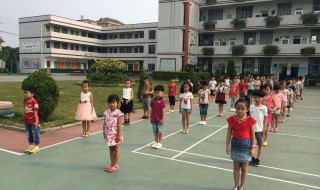 男生几岁上一年级最合适 男孩一般在7岁左右上一年级比较好