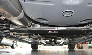 汽车被刮到了底盘会怎么样? 车子底盘被刮了要紧吗?