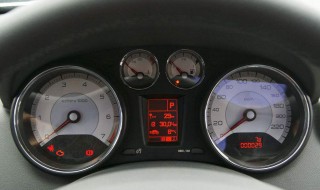 标致408胎压监测怎么看 东风标致新408胎压监测在哪里显示?