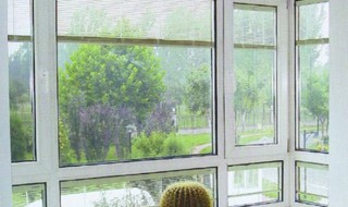 窗户玻璃裂开的补救方法 窗户玻璃裂开如何补救