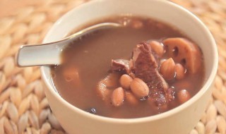 花生莲藕汤如何做 花生莲藕汤做法