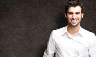 搞笑型单身是什么意思 搞笑幽默吸引人原因解析