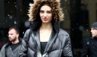 羽绒服怎么取出羽绒 羽绒服取出羽绒的方法