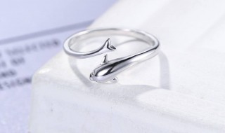 毕业送闺蜜戒指代表什么 送闺蜜戒指的意义