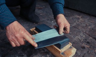 新手磨刀的方法 正确磨刀的方法