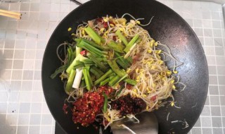 老干妈炒豆芽制作方法 制作老干妈炒豆芽方法