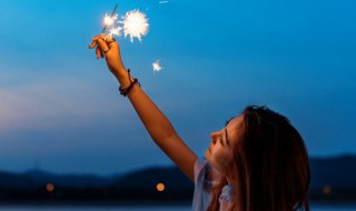 送女生钱包代表什么意思 送钱包给女生是什么含义